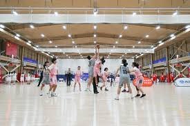 而只有两名球员多次达成这一成就：